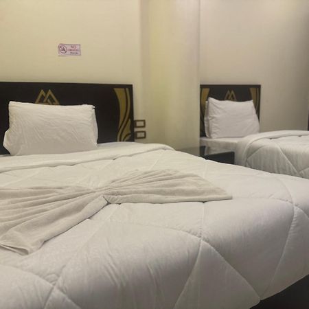 Pyramids And Sphinx Hotel Kafret el-Gabal Εξωτερικό φωτογραφία