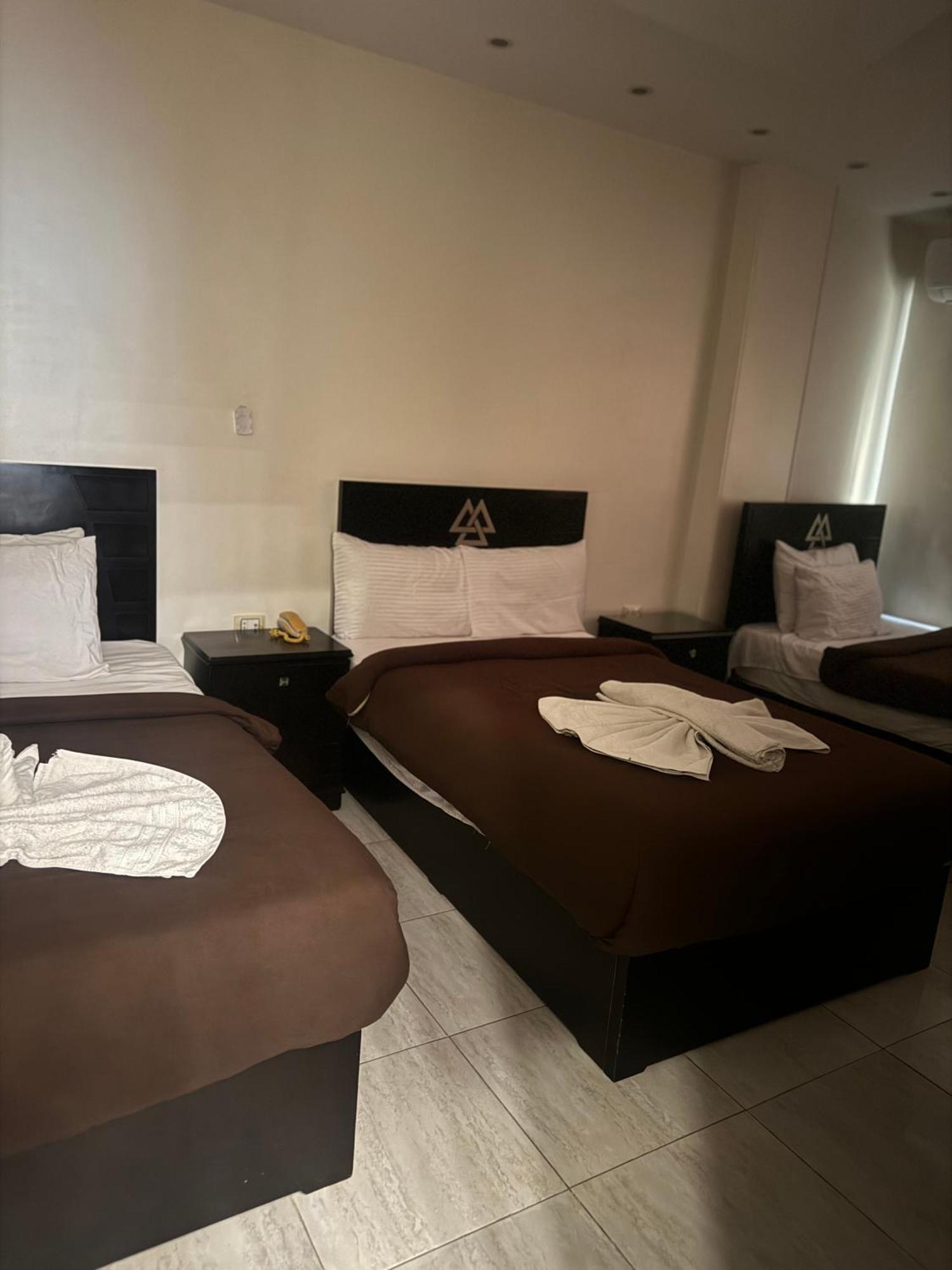 Pyramids And Sphinx Hotel Kafret el-Gabal Εξωτερικό φωτογραφία