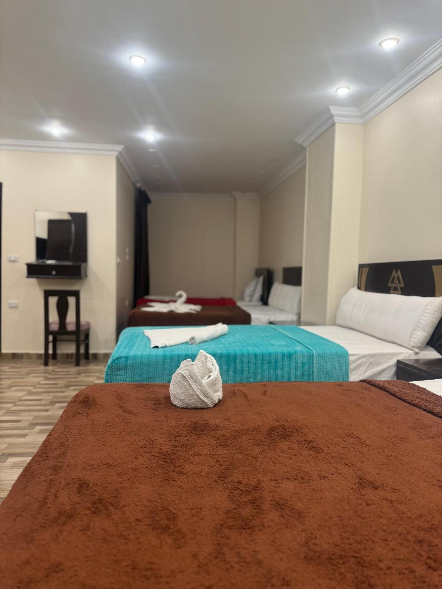 Pyramids And Sphinx Hotel Kafret el-Gabal Εξωτερικό φωτογραφία